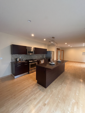 Lake Street Condo Everything your Looking for is HERE!! Open Layout! – photo 1
