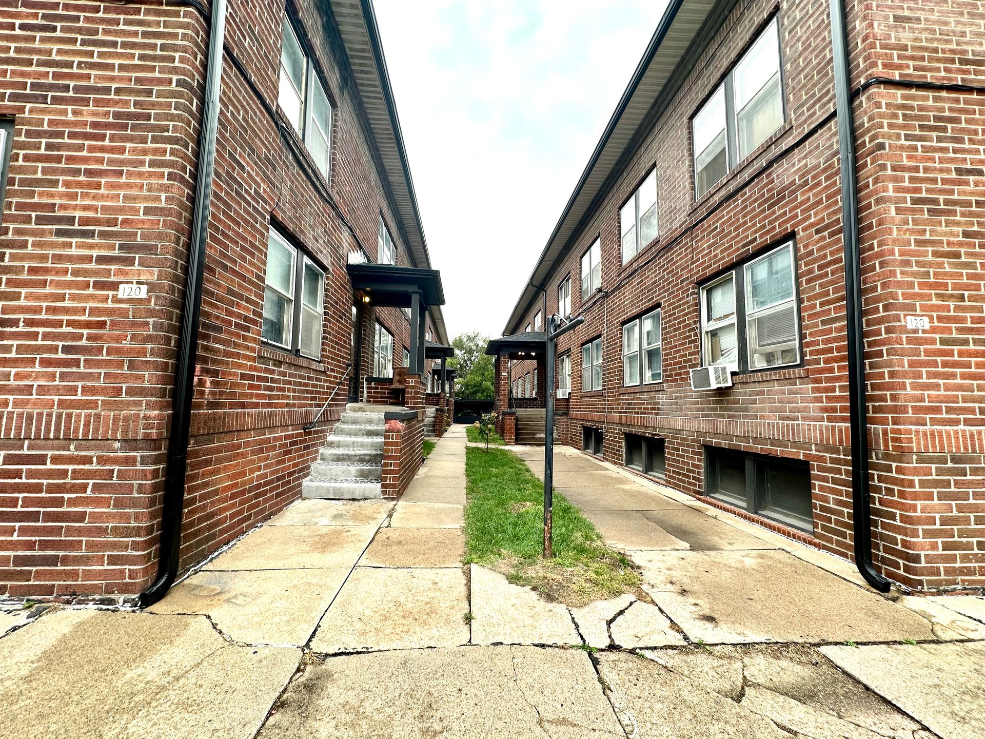 Council Bluffs Apartment: 120 North 6th Street