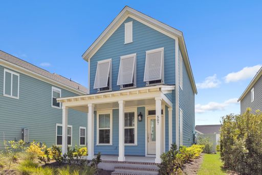 A Beautiful 3-Bedroom and 2.5 Bathroom Home with Resort-Style Amenities in Nexton! Available Now! – photo 1