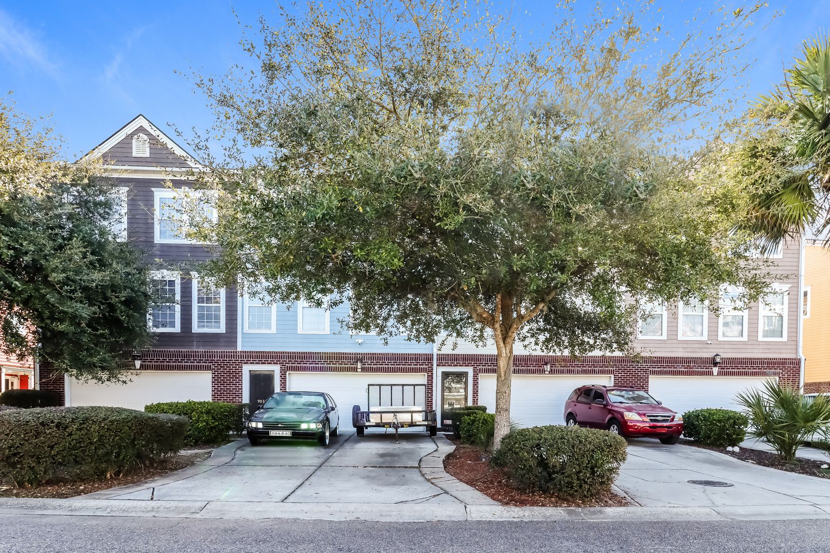 Ladson House: 9034 Parlor Drive