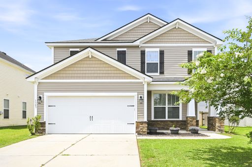 Beautiful 4BR/3BA Home in Summerville SC, Available Now! – photo 1