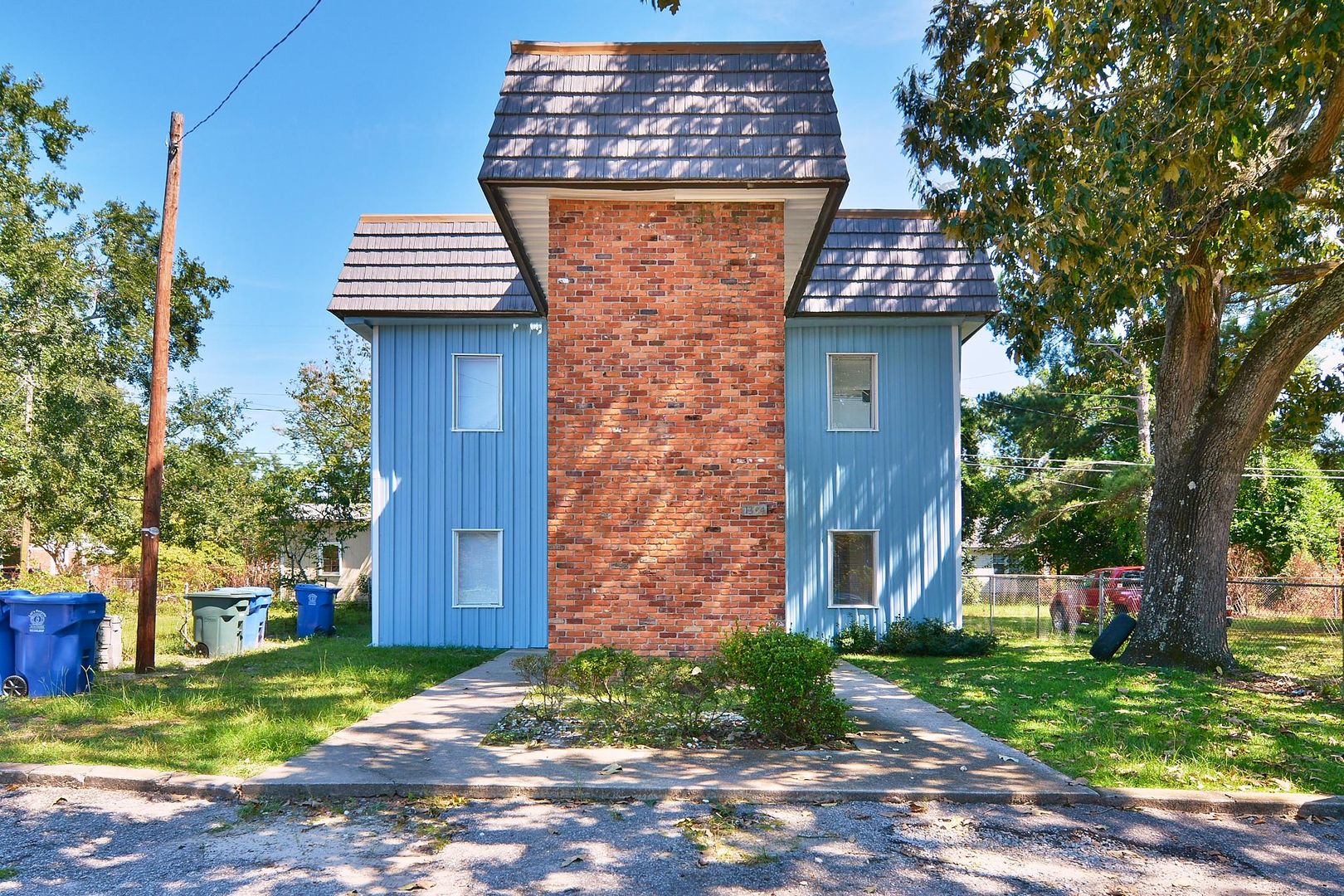 Columbia Apartment: 1304 Suber Street