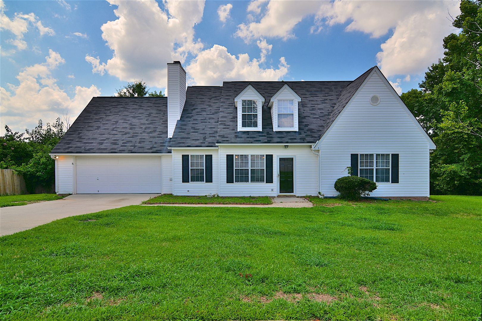 Columbia House: 5 Providence Plantation Ct