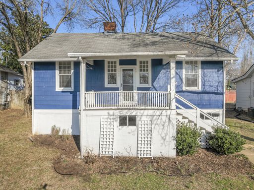 2 Bedroom, 1 bath House **Rent Special Half Off 1st Month's Rent**