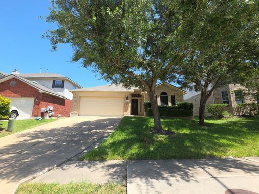Move-in ready 4-bedroom, 2-bathroom home located just minutes from Lake Pflugerville! – photo 1