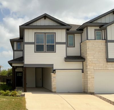 Brand-New Modern Home with Stylish Finishes - Available Now! – photo 1