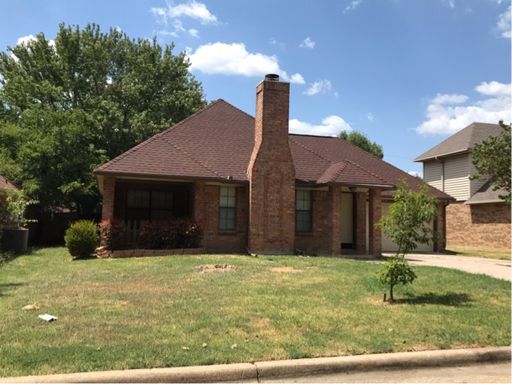 Spacious 3-Bedroom Home in a Convenient Arlington Location – photo 1