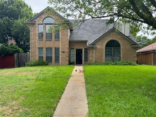 Spacious 4-Bedroom Fort Worth Home with Dual Living Areas, Two Fireplaces & Outdoor Living!