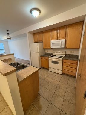 1 Bed + Den, 1 bath Condo in Cordata in North Bellingham - 516 Darby Dr #210 – photo 1