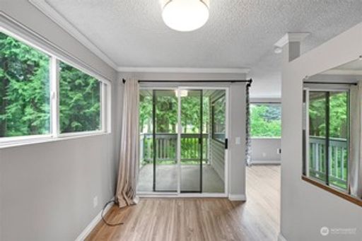 Beautiful Sudden Valley studio surrounded by nature – photo 1