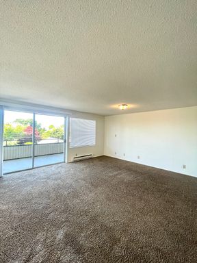 2 bedroom, one bath 625 N. Garden Street # 101 – photo 1
