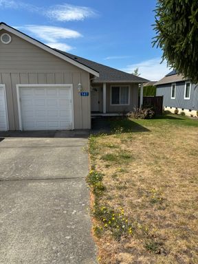 3 Bedroom 2 Bathroom Duplex in Burlington WA! – photo 1