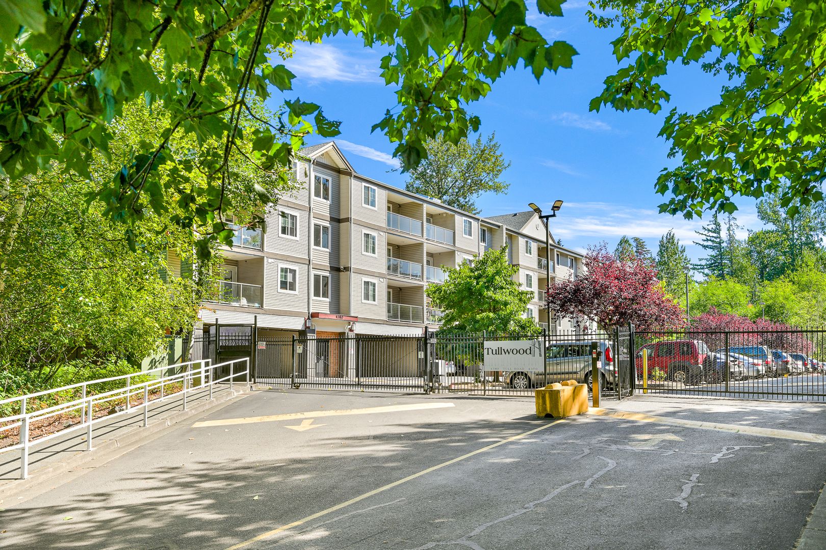Bellingham Apartment: 4380 Tull Road