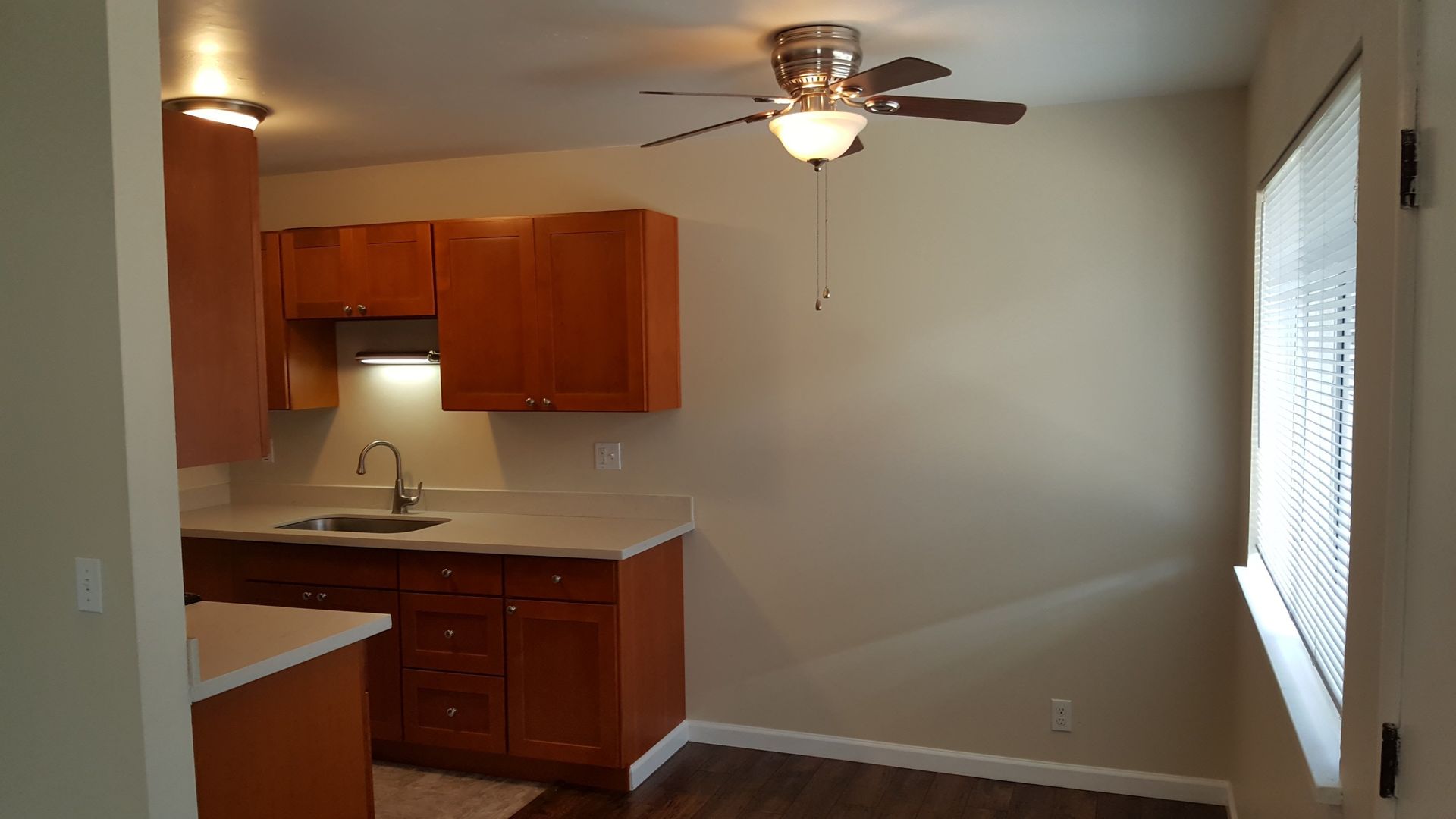 Seattle Apartment: 2215 California Ave SW