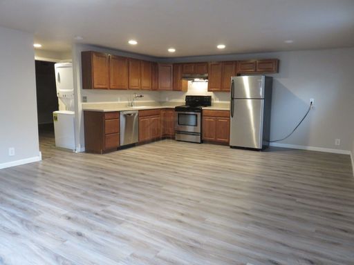 2 Bed 1 Bath Rental at 15301 Portland Avenue SW, Unit B, Lakewood, WA – photo 1