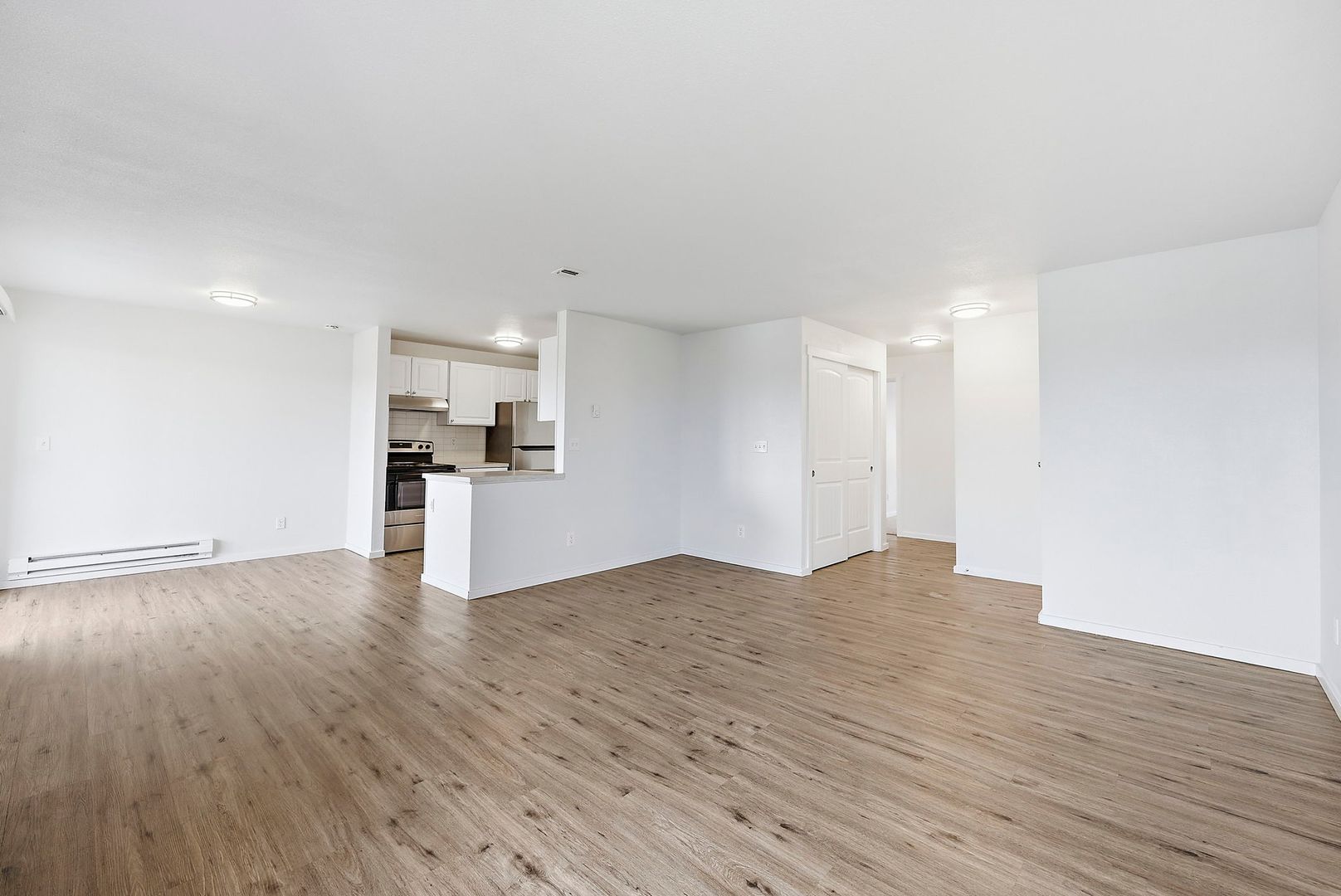 Tacoma Apartment: 6601 S 8th St