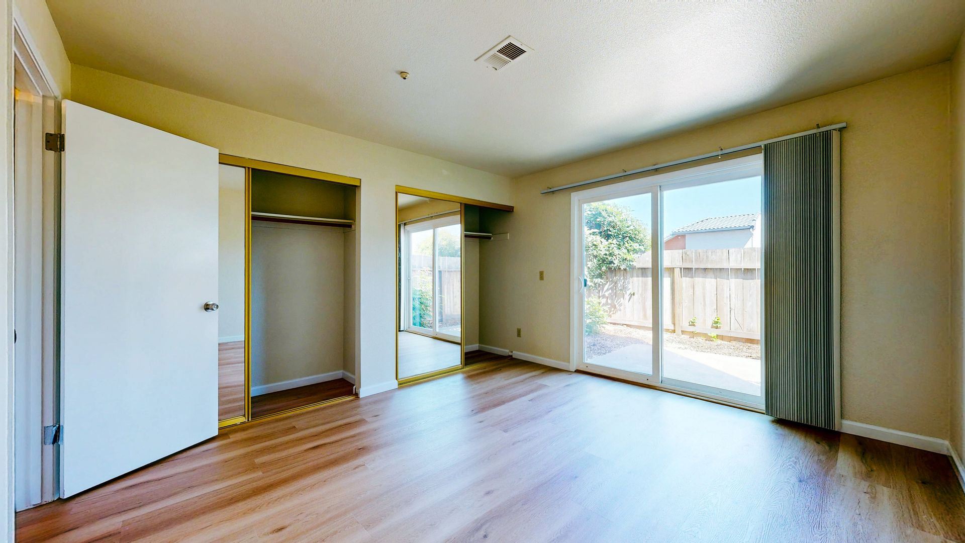 Rohnert Park Apartment: 1450 E. Cotati Ave