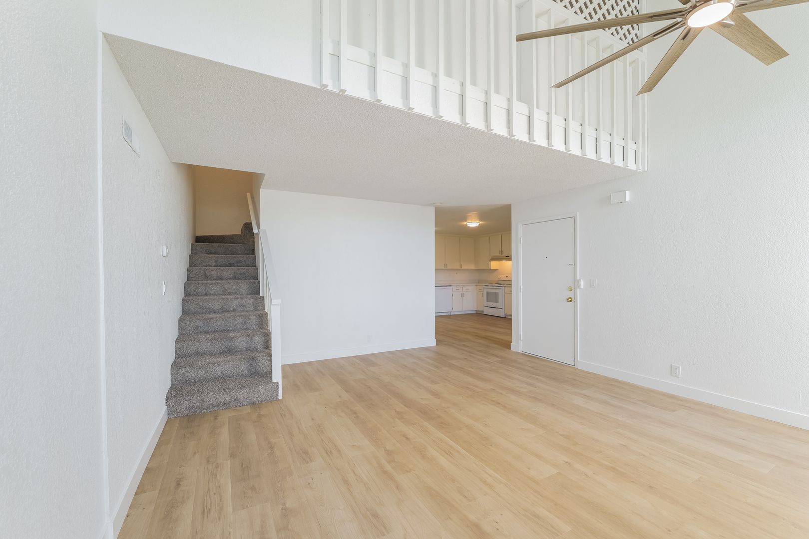 Windsor Apartment: 9631 Old Redwood Hwy