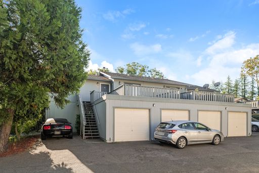 PURE Property Management Presents: Charming 2 Bedroom/1 Bathroom Sebastopol Apartment!