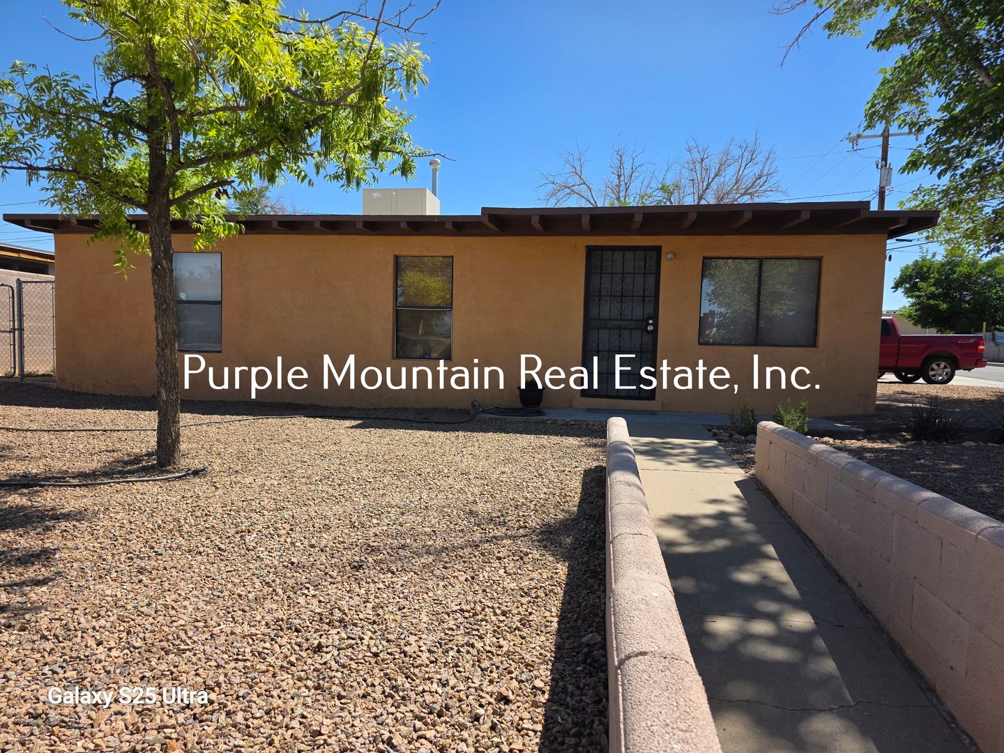 Las Cruces House: 1429 Walden