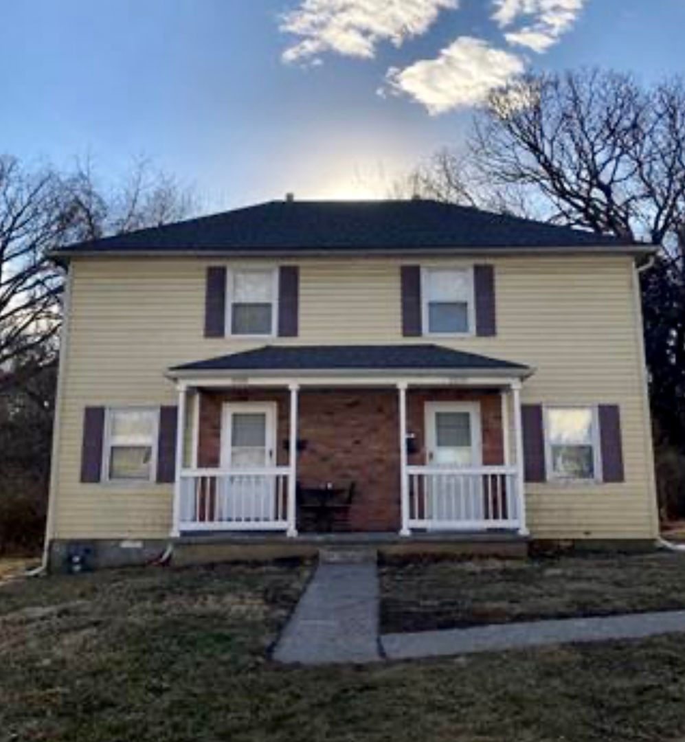 9549 Harrison St, Kansas City, MO 64131