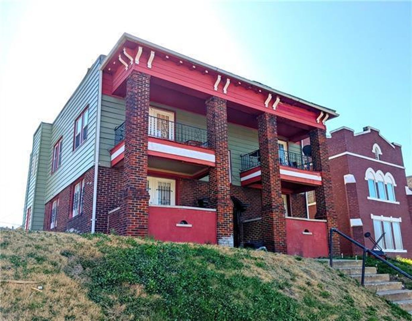 Kansas City Apartment: 2617 Benton Blvd