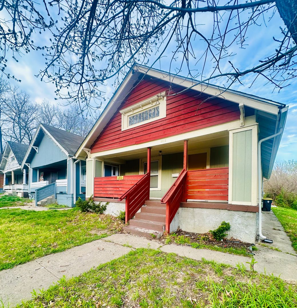 Kansas City House: 2612 Indiana Ave
