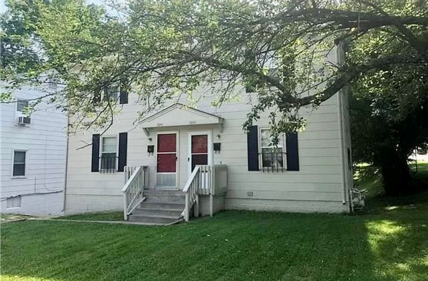 5845 Bellefontaine Ave, Kansas City, MO 64130