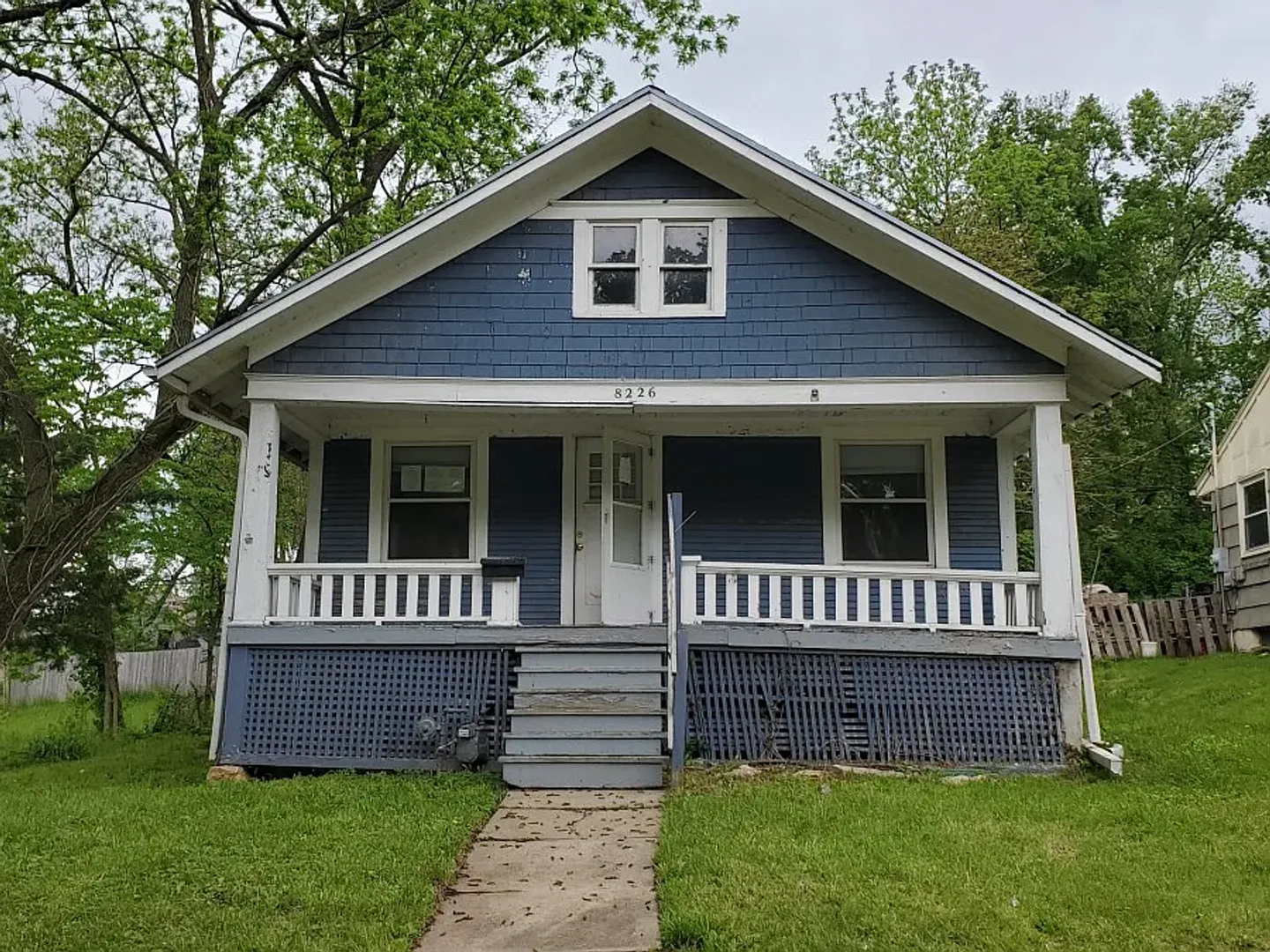 Kansas City House: 8226 Flora Ave