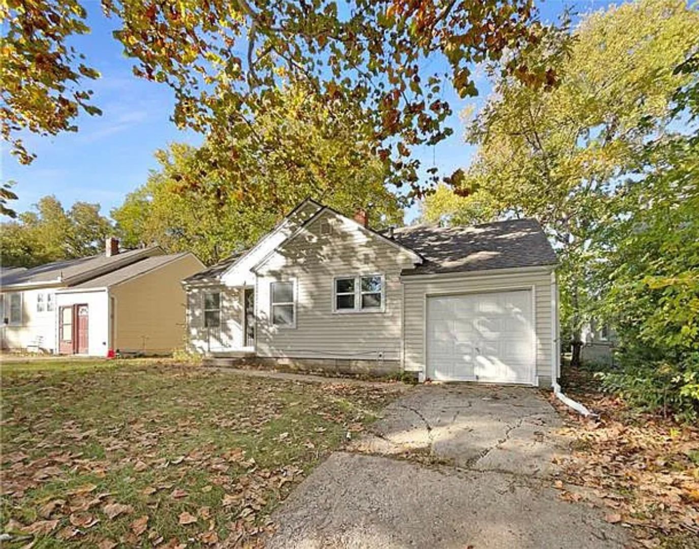 7126 Highland Ave, Kansas City, MO 64131