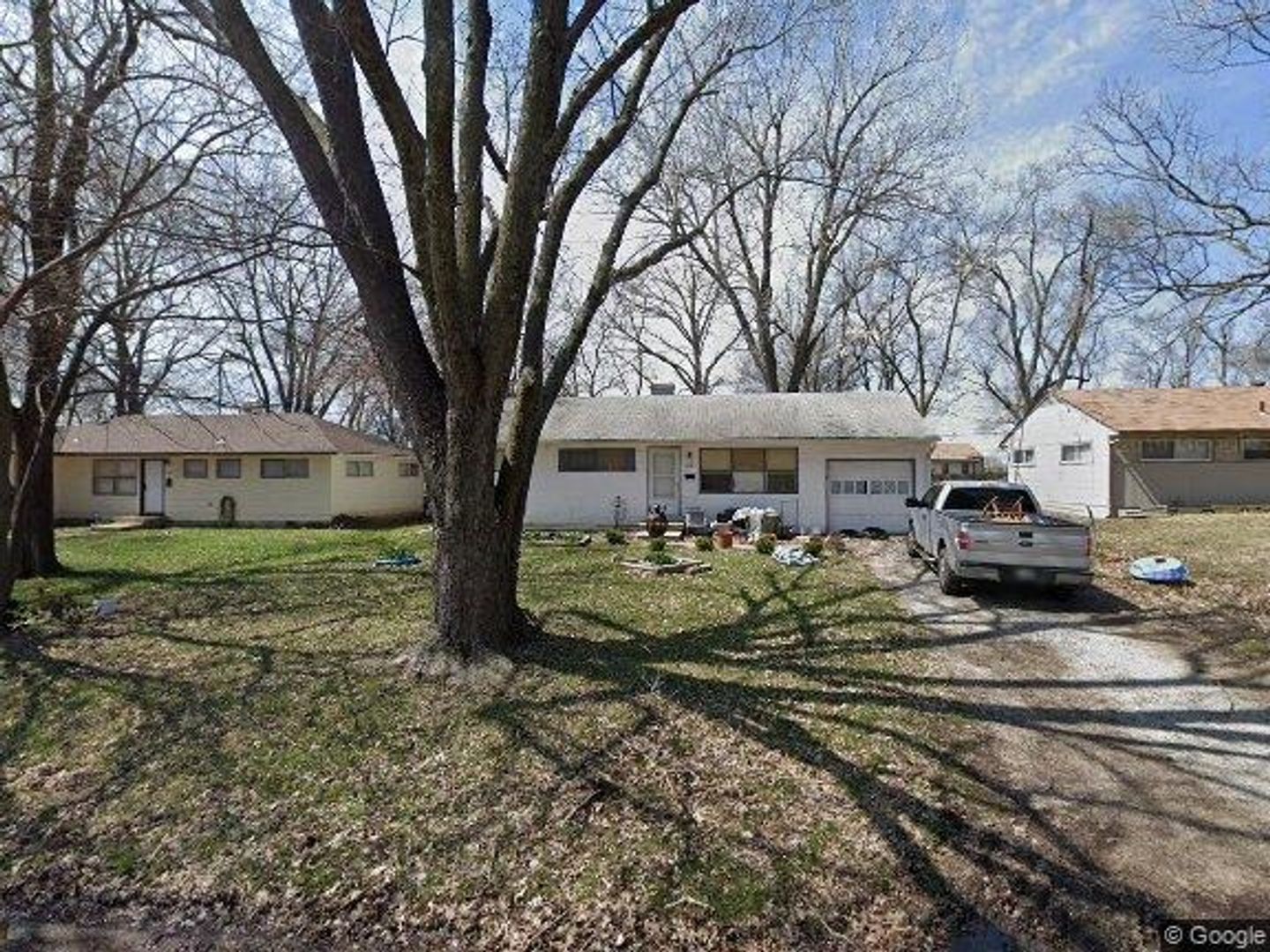 Kansas City House: 11110 Winchester Ave