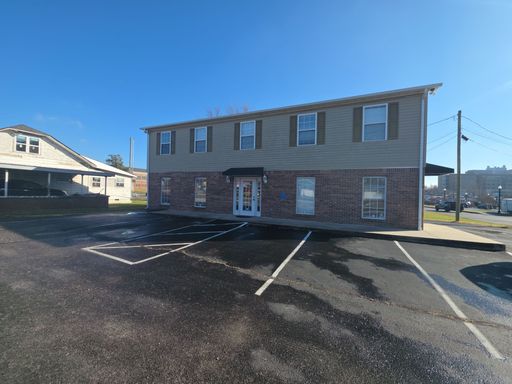 605 N Willow Ave – photo 1