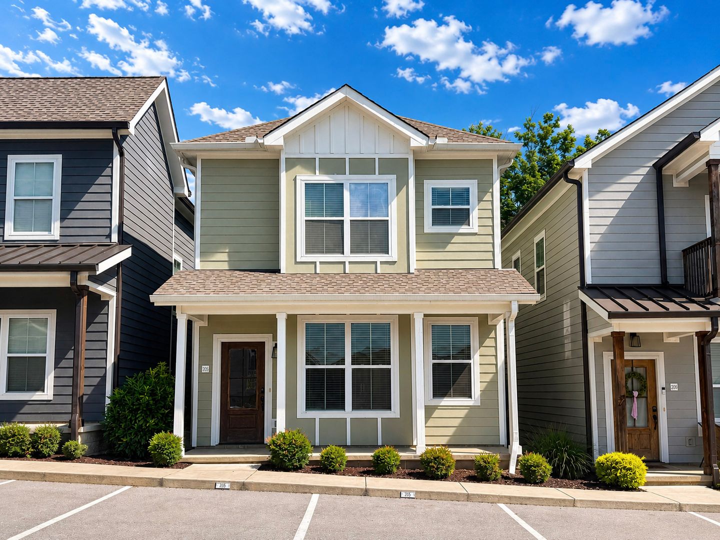 Cookeville House: 208 Allison Way