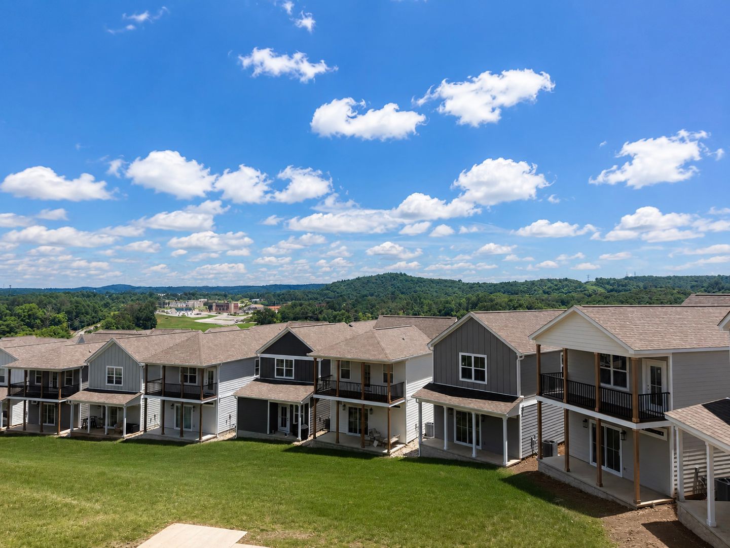 Cookeville House: 1385 Meridian St