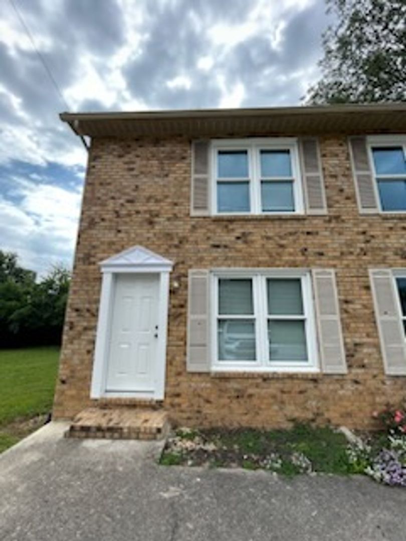 Cookeville Apartment: 1840 Woodland Ave