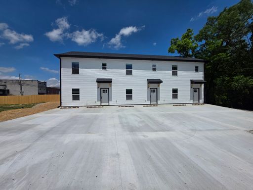 Brand-New Pet-Friendly 3-Bedroom Townhome | Crossville