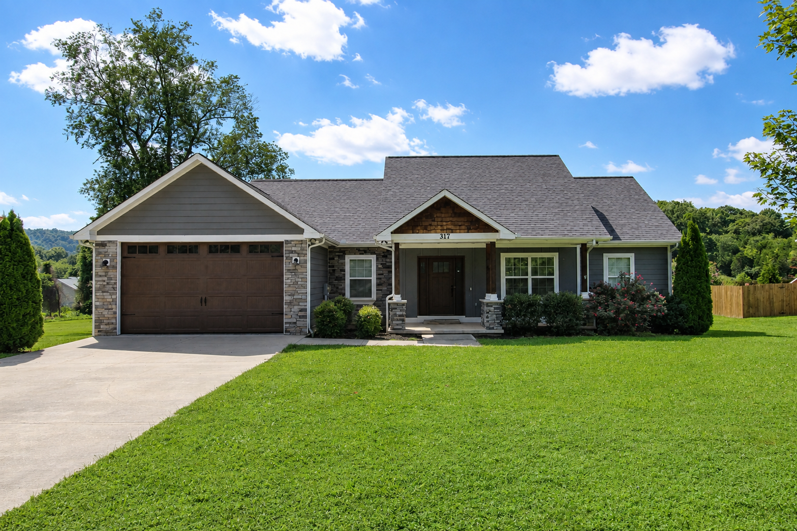 Sparta House: 317 Charles Golden Rd