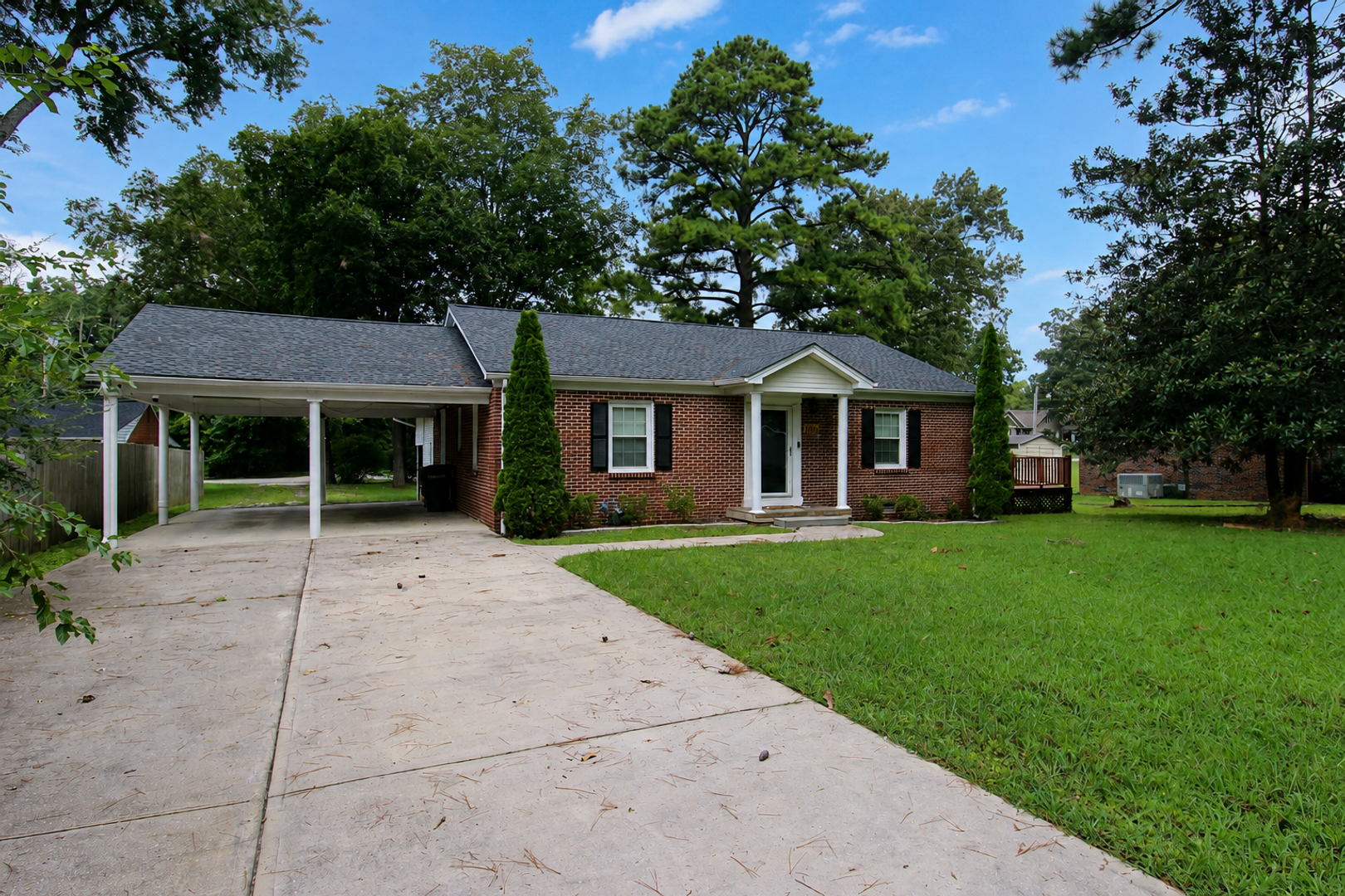 Cookeville House: 1106 Park Dr.