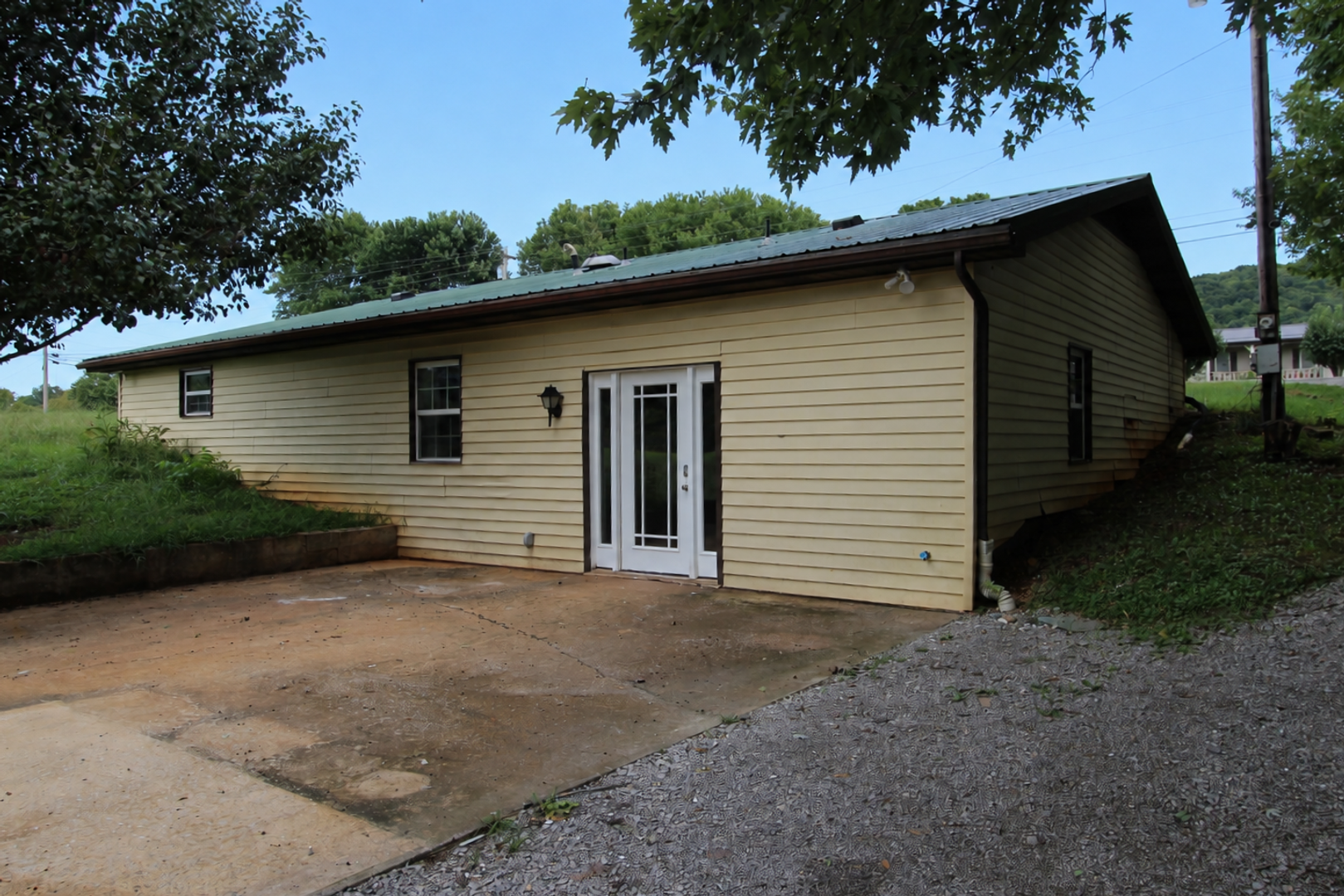 Cookeville House: 3990 Seven Springs Rd