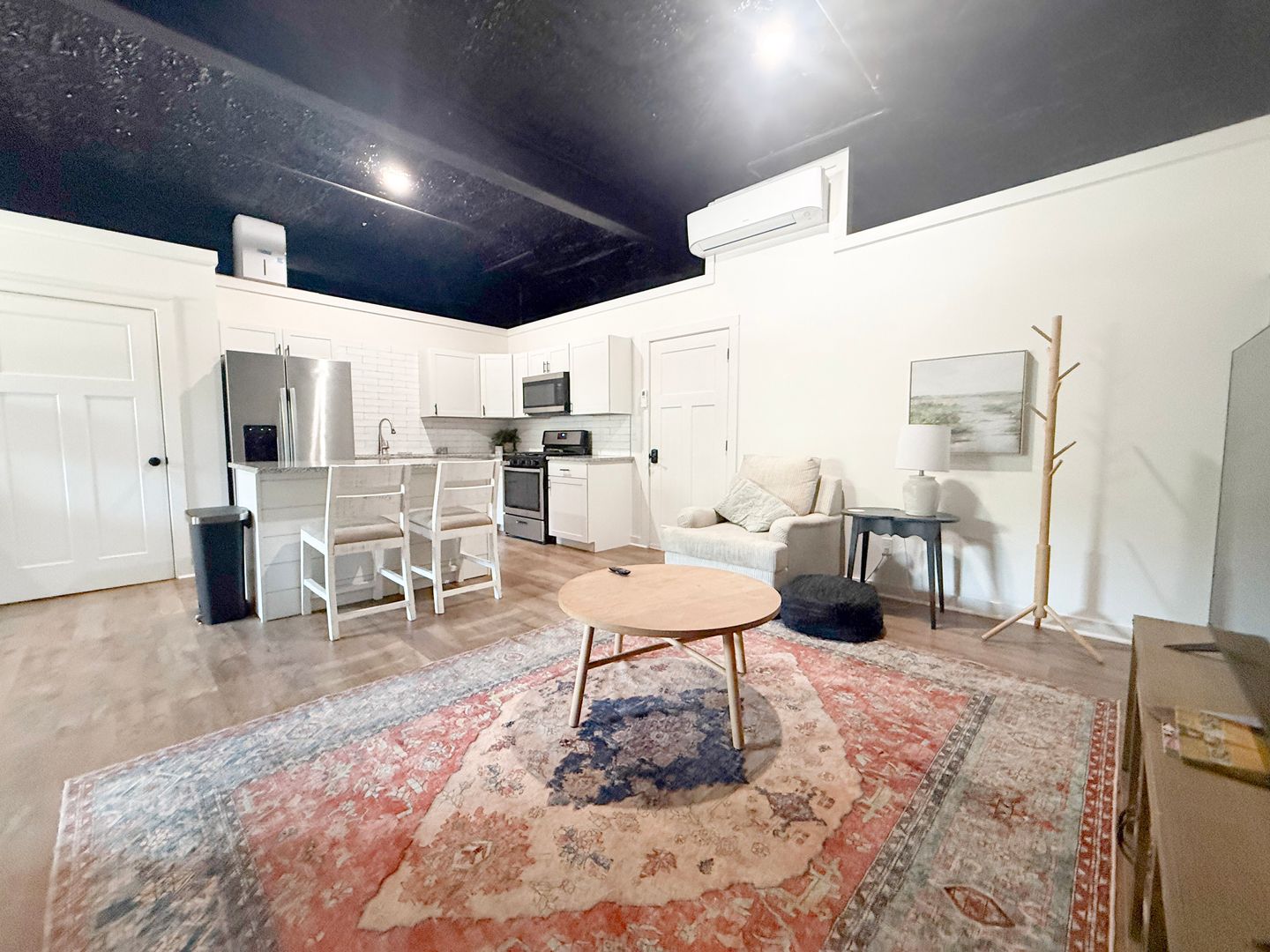 Livingston Apartment: 209 S. Church Street