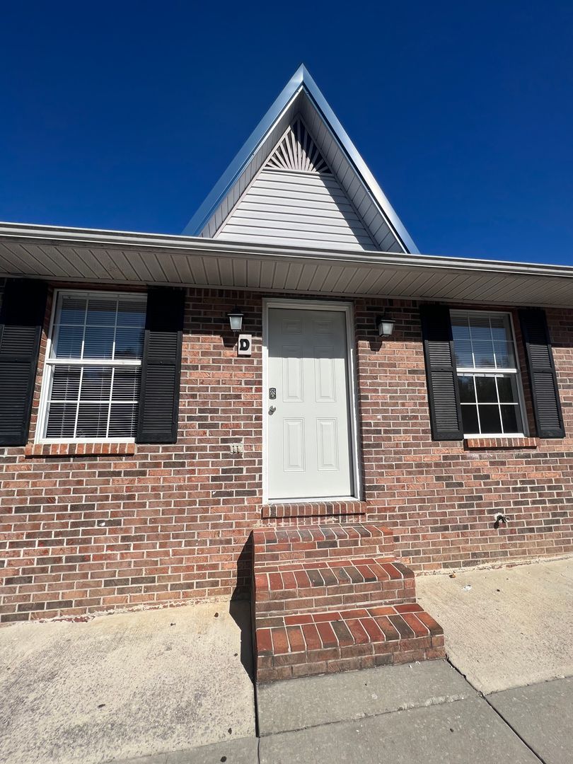 Cookeville Apartment: 208 E 17th St