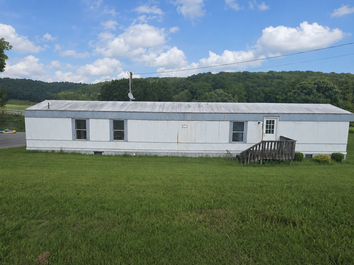 Sparta House: 1433 Hickory Valley Road