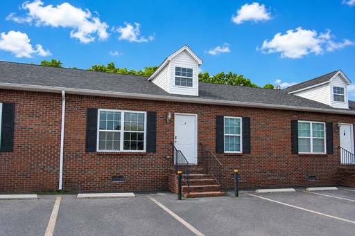 3-Bedroom Apartment Near Tennessee Tech | Pet-Friendly – photo 1