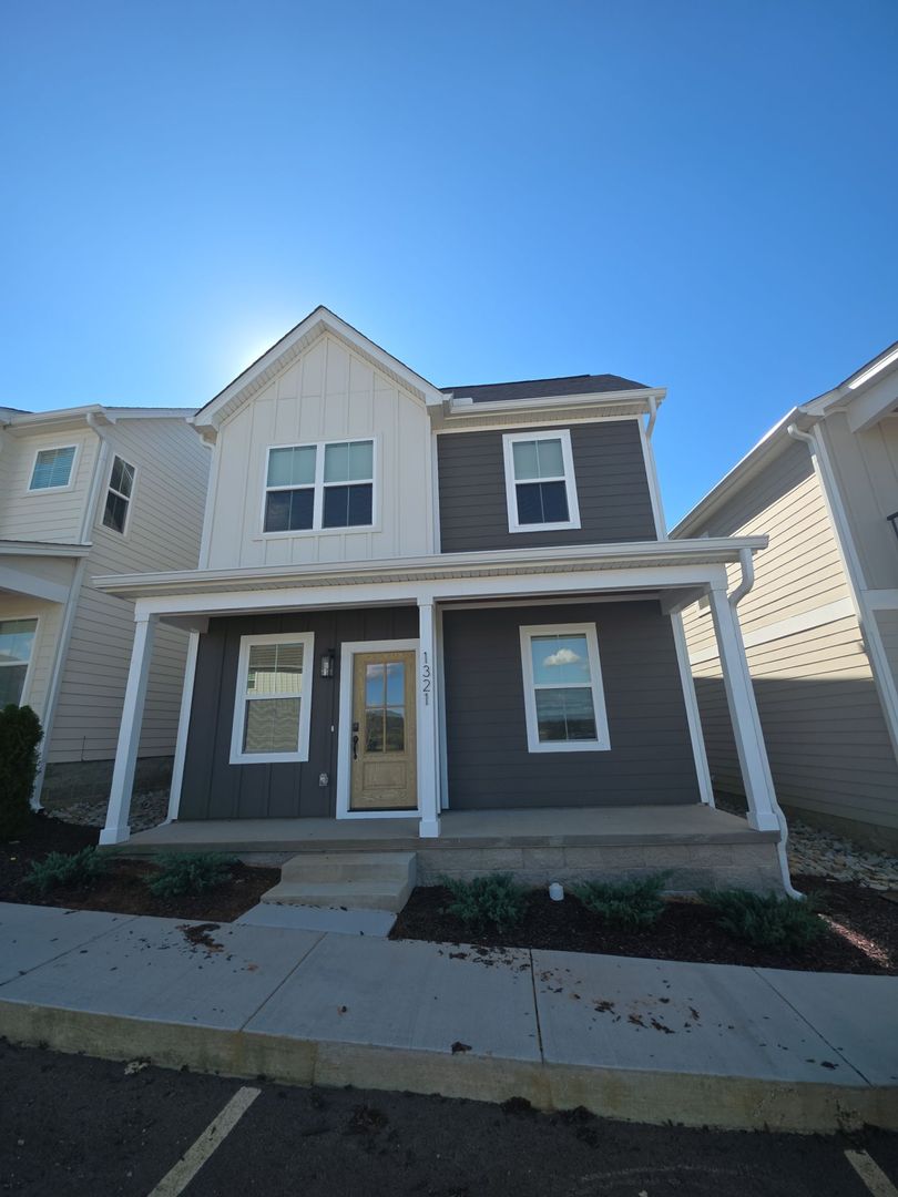 Cookeville House: 1321 Meridian Street