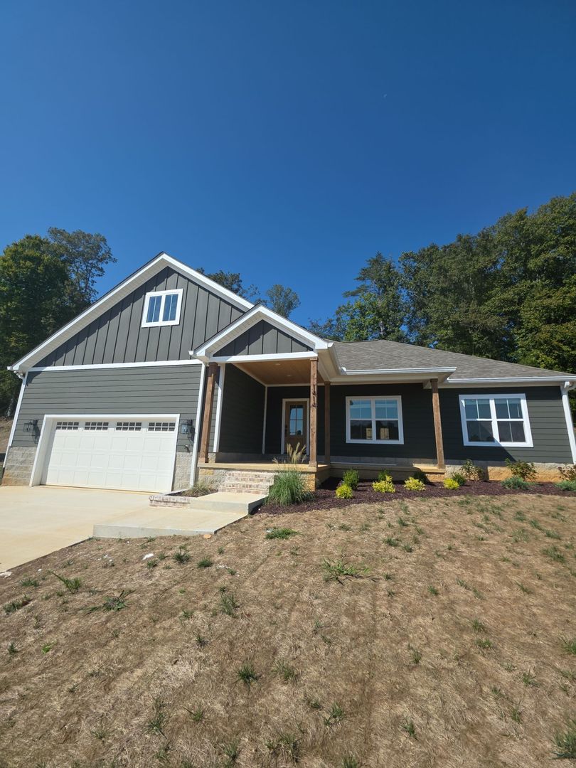 Cookeville House: 1414 Westbrook Circle