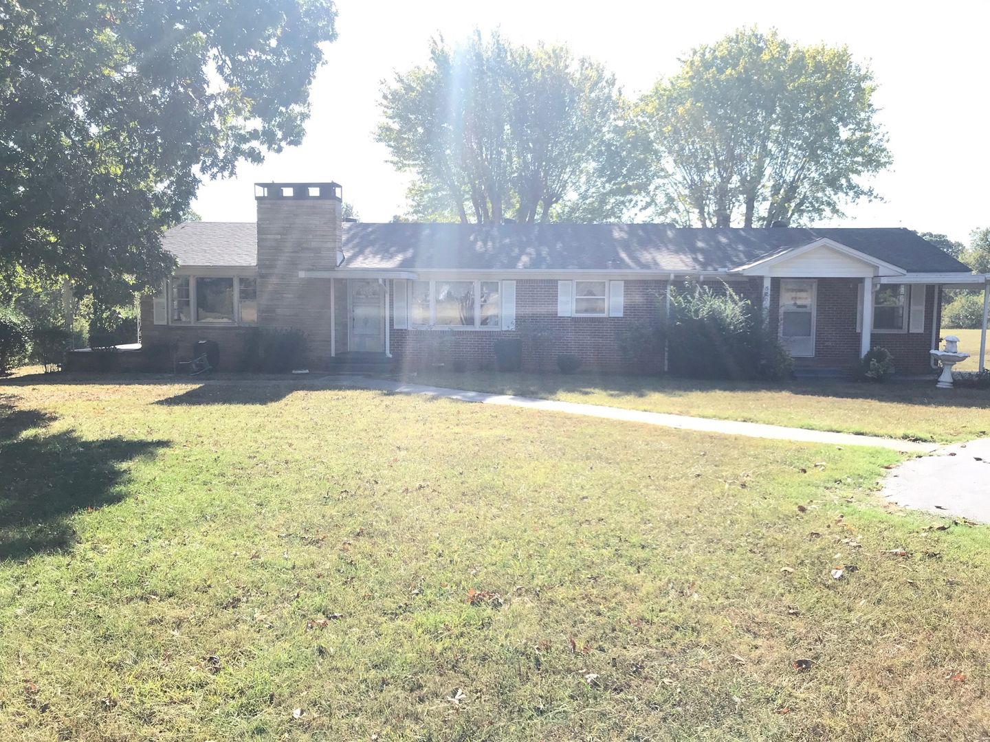 Baxter House: 520 N 1st Street