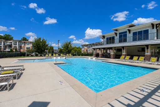 One Month Free! Pet-Friendly Apartment with Pool, Fitness Area, and Internet Included – photo 1