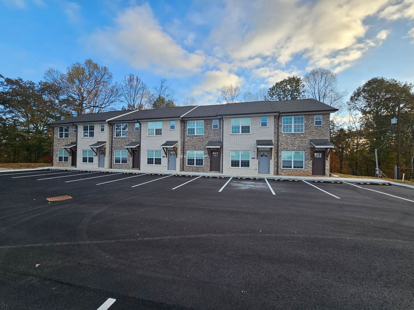 Cookeville Apartment: 5200 Oak Point Court