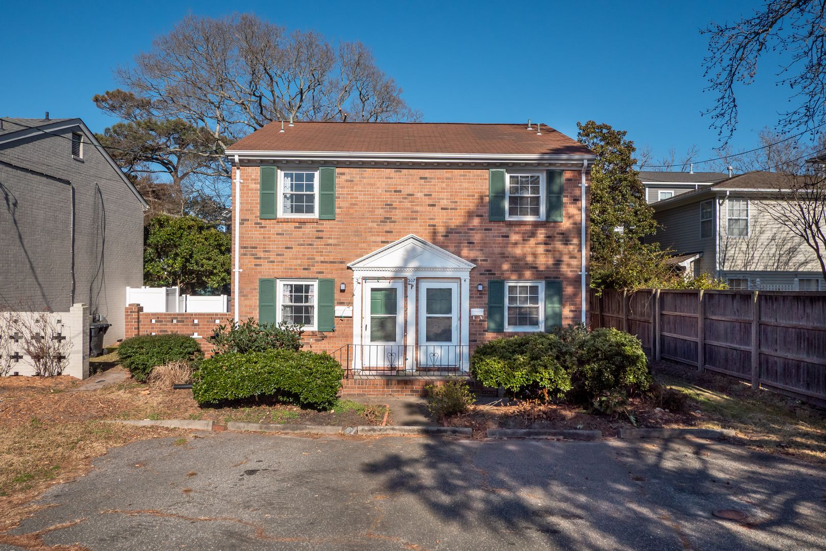 Virginia Beach House: 207 83rd Street #4