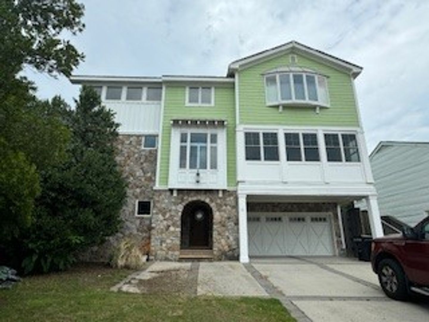 Immaculate 4 bedroom 3.5 bath Home at North End 